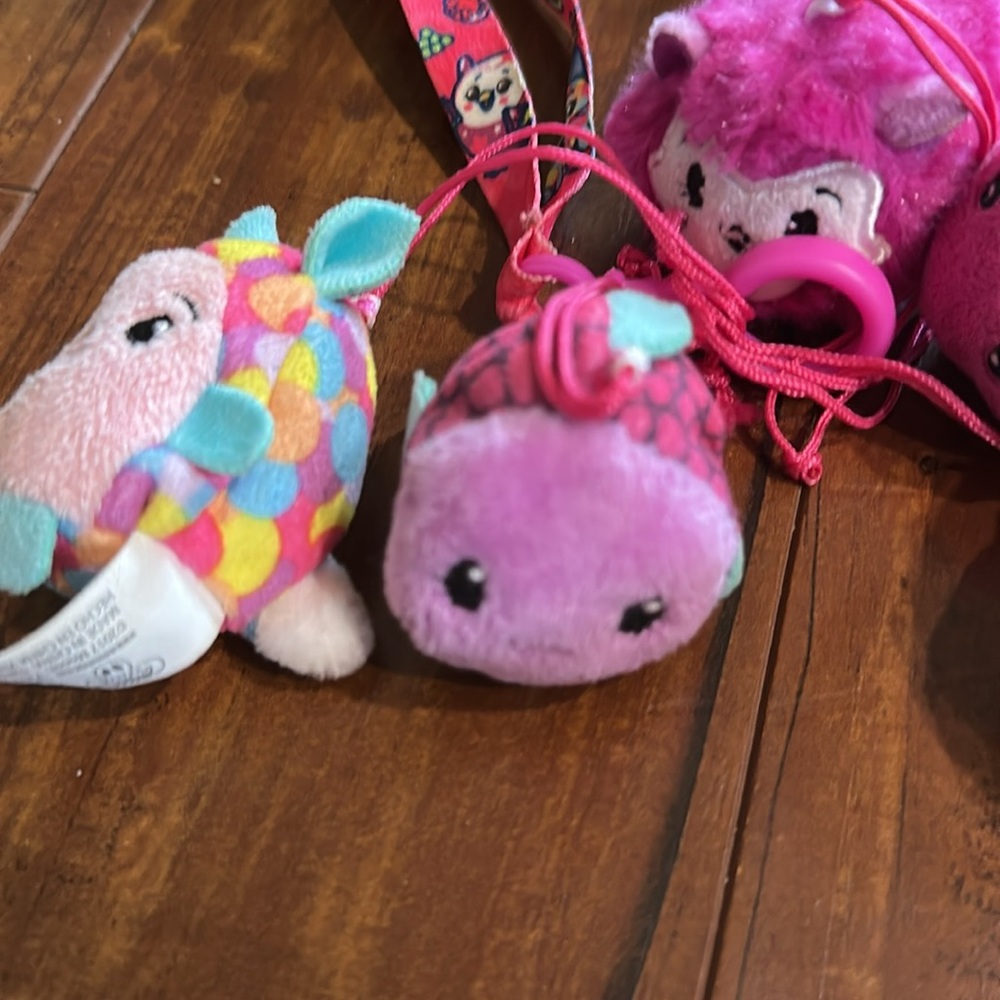 Lot of 8 Pikmi Pops Mini Plush Charms w Lanyard - Picture 5 of 10